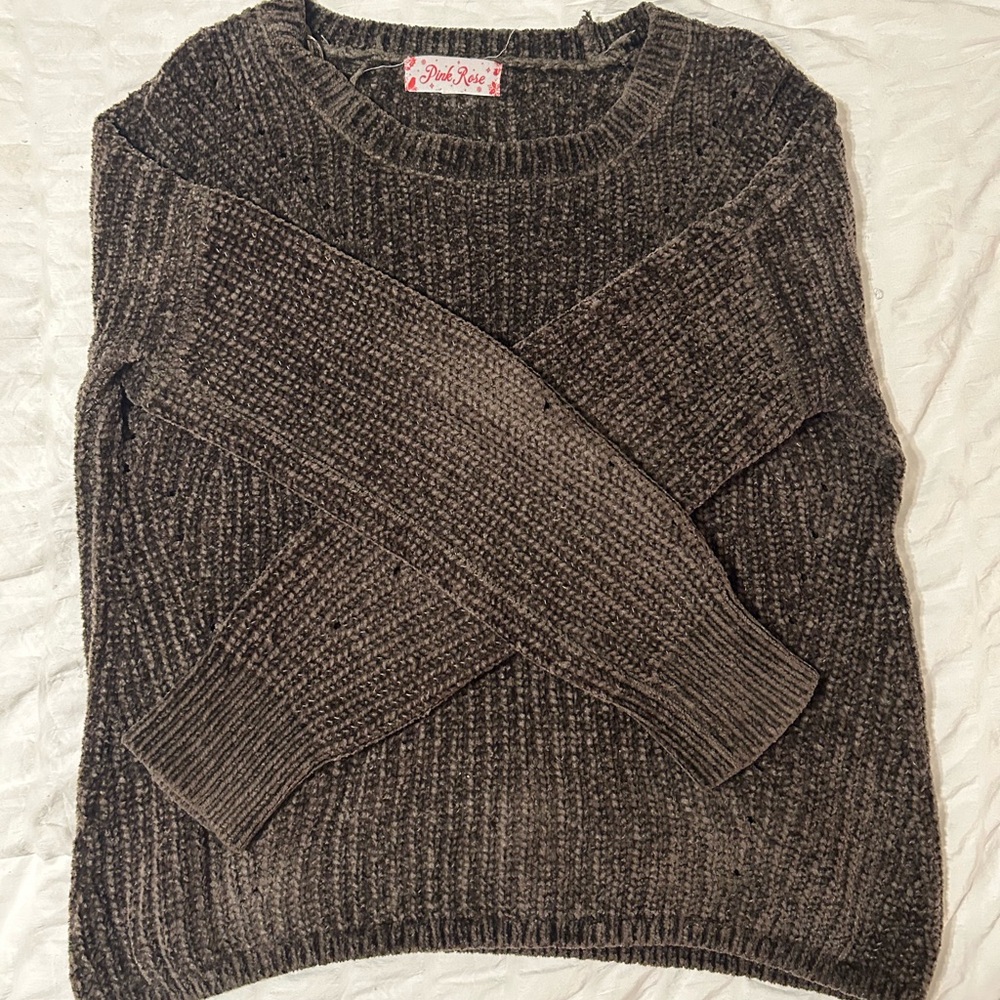 Brown sweater